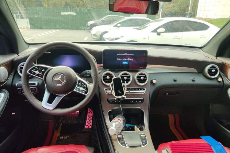 Used Mercedes-Benz GLC 2021 GLC 300 L 4MATIC Dynamic Model