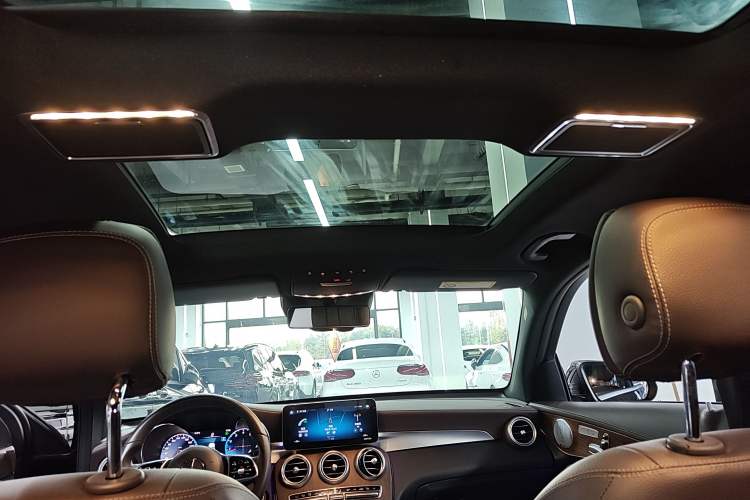 Used Mercedes-Benz GLC 2021 GLC 300 L 4MATIC Luxury Model