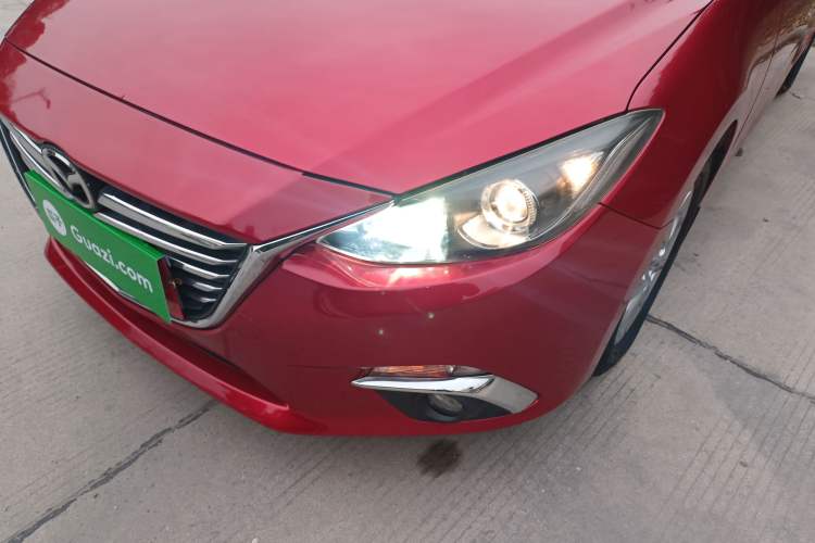 Used Mazda Mazda 3 Axela 2014 Sedan 1.5L Automatic Prestige Model
