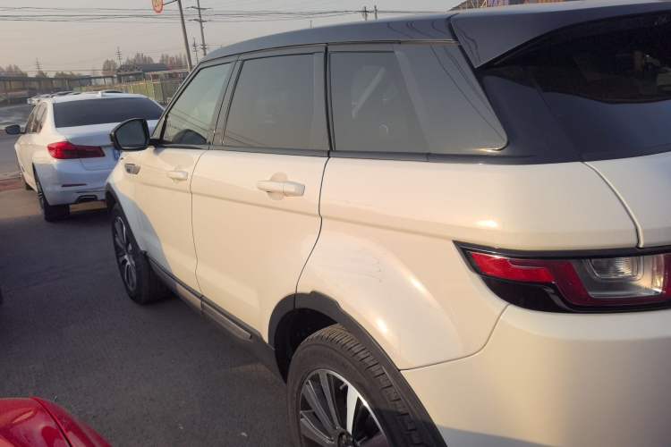 Used Land Rover Range Rover Evoque 2018 240 PS SE Smart Brilliance Edition