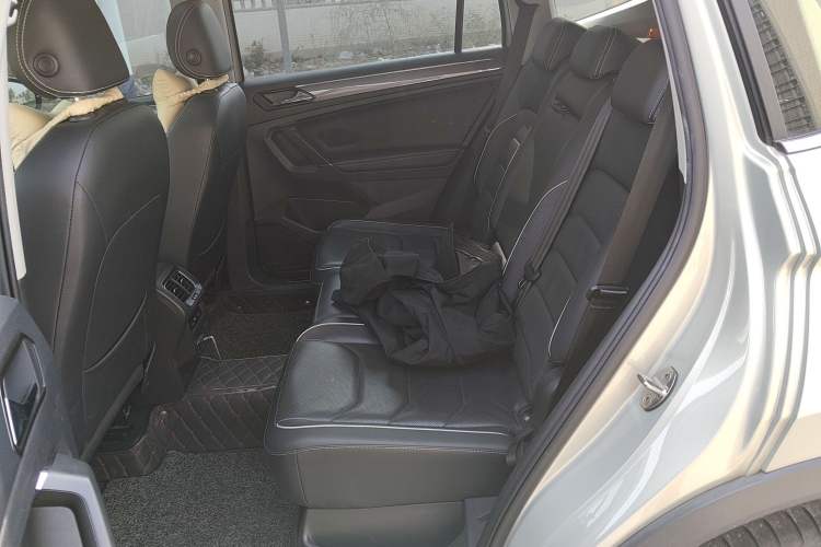 Used Volkswagen Tiguan L 2021 330TSI Automatic Two-Wheel Drive R-Line Flagship Edition
