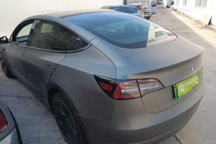 Used Tesla Model 3 2019 Long-Range All-Wheel-Drive Version
