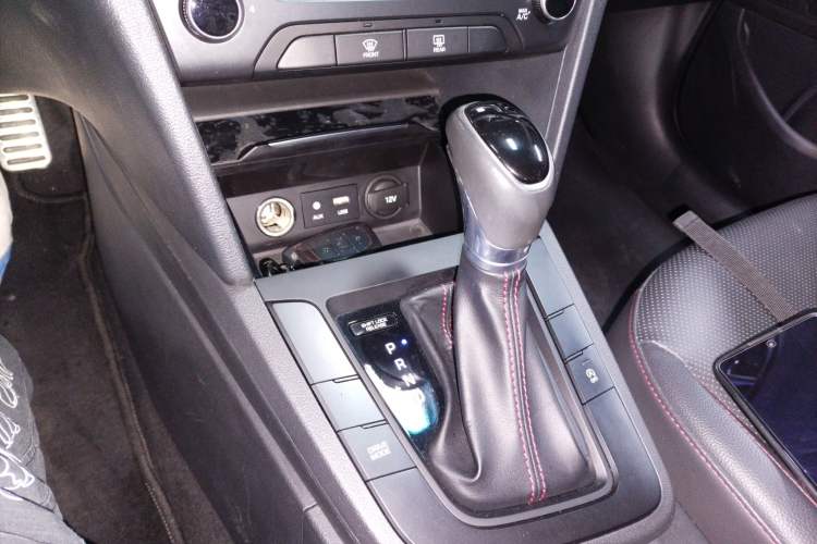 Used Hyundai Elantra (6th Generation / Lingdong) 2018 1.4T Dual-Clutch Xuan Dong · Dynamic Edition