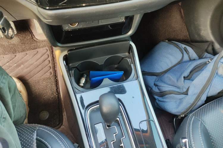 Used Mitsubishi Outlander 2021 Revised Version 2.0L Two-Wheel Drive Comfort Edition 5 Seats
