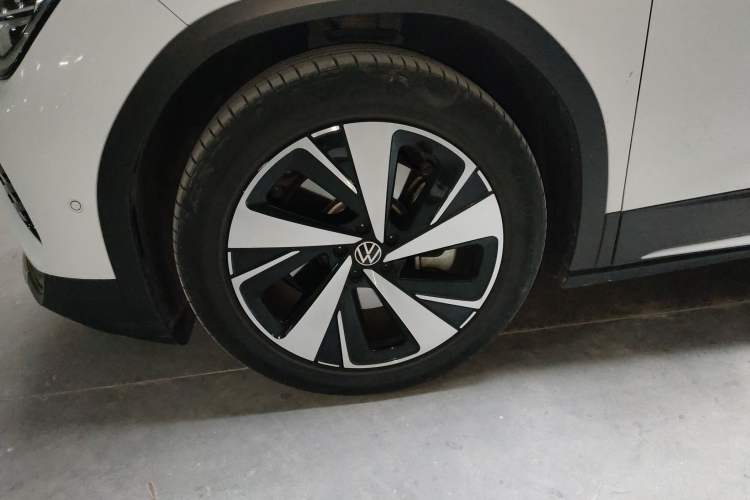 Used Volkswagen ID.6 X 2023 Ultra-Intelligent Long-Range Version
