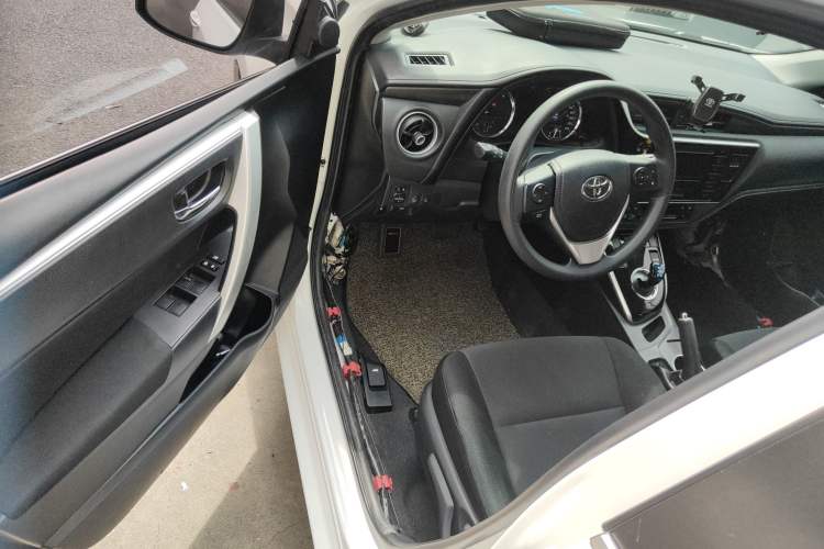 Used Toyota Corolla Hybrid E+ 2019 1.8L E-CVT Leading Edition
