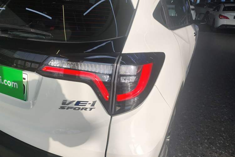 Used Everus VE-1 2021 S Pirelli Edition
