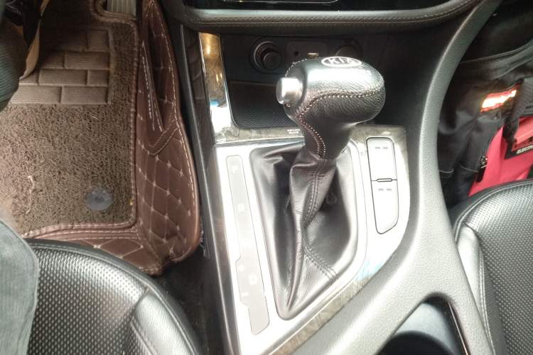 Used Kia K5 2014 2.0L Automatic LUXURY
