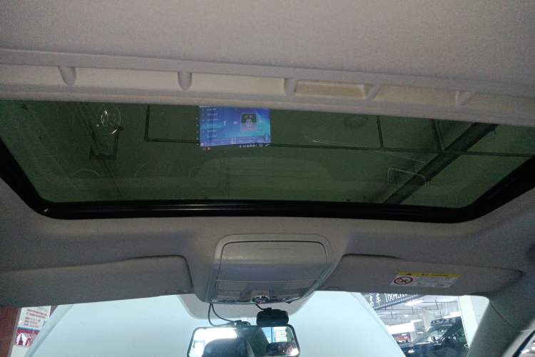 Used Volkswagen Sagitar 2015 230TSI Automatic Comfort Version
