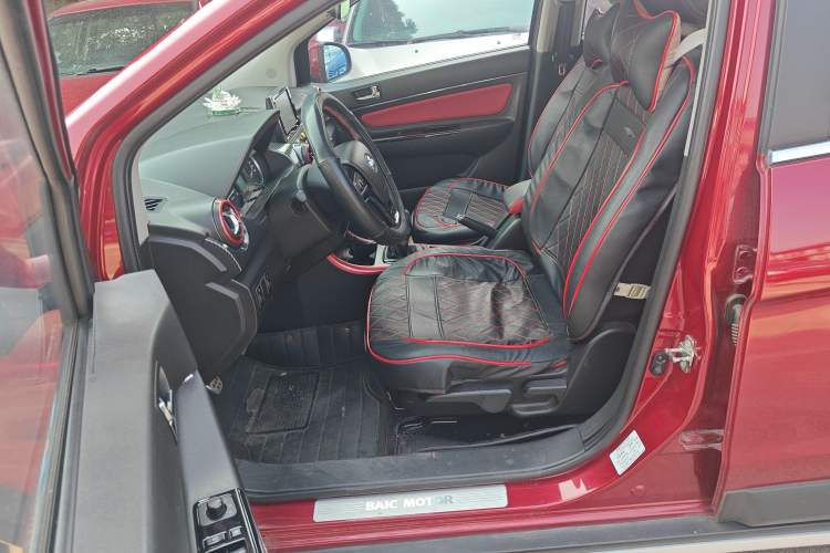 Used BAIC Senova X25 2015 1.5L Manual Elite Model
