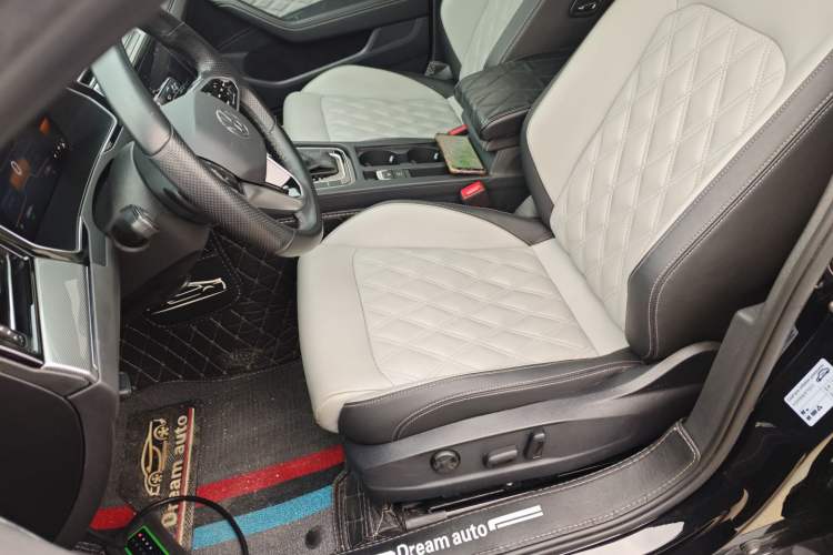 Used Volkswagen Magotan 2023 2 Million Units Limited Edition 330TSI DSG Leading Version
