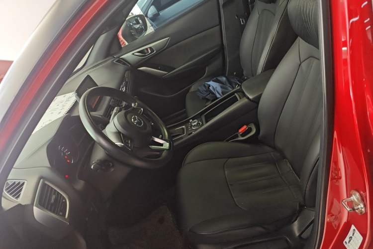 Used Mazda CX-4 2018 2.0L Automatic Two-Wheel Drive Blue Sky Dynamic Version China VI Standard
