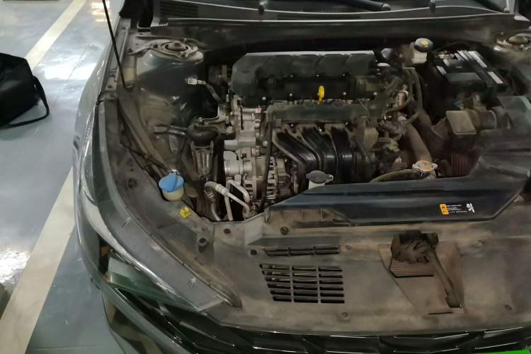 Used Hyundai Elantra 2021 1.5L CVT LUX Prestige Edition
