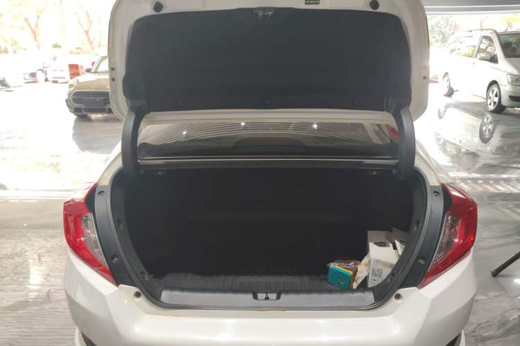 Used Honda Civic 2016 220TURBO CVT Luxury Edition