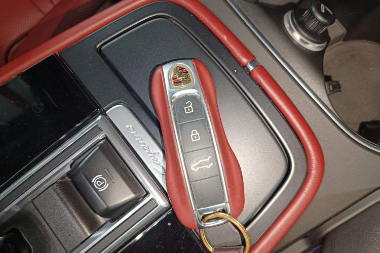 Used Porsche Cayenne 2019 Cayenne Coupé 3.0T