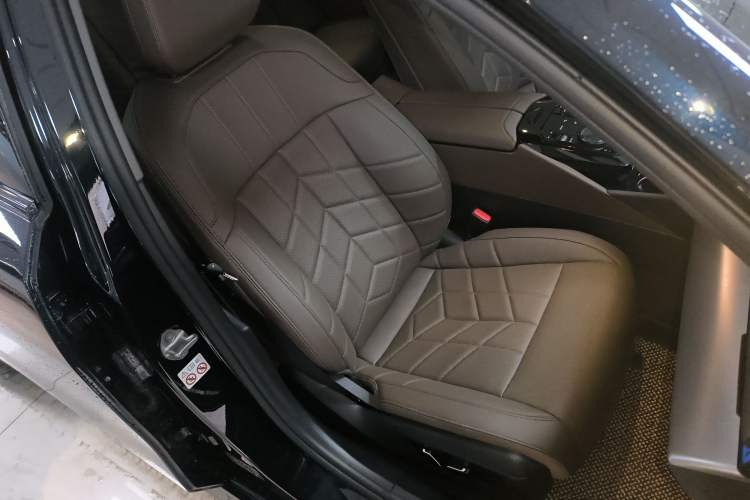 Used BMW i5 2024 eDrive 35L M Sport Package
