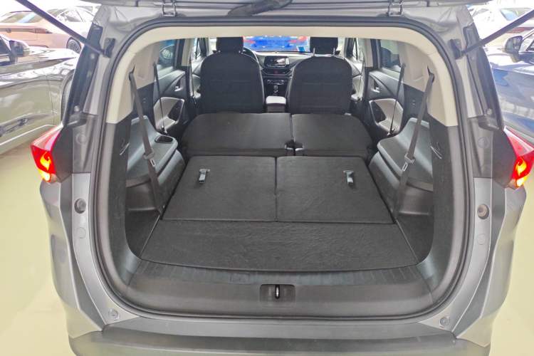 Used Chevrolet Orlando 2018 530T Automatic Luxury Edition (5+2 Model) China V Standard
