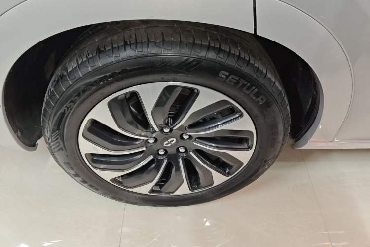 Used Hima AITO M7 2024 1.5T Rear-Drive Plus Version 5 Seats
