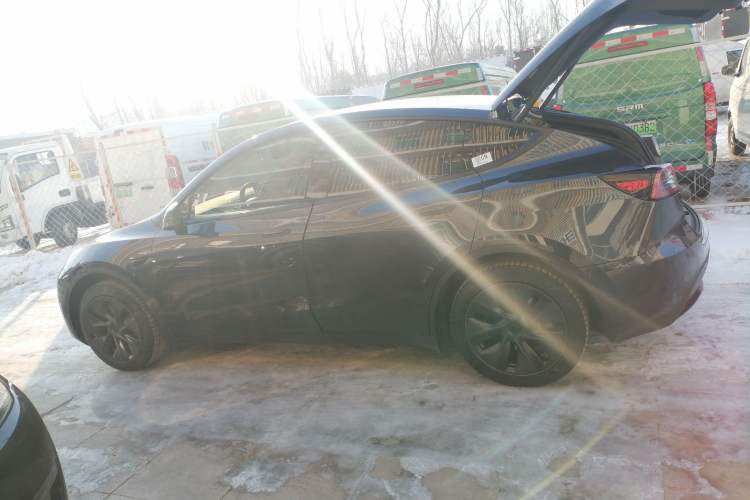 Used Tesla Model Y 2024 Rear-Wheel-Drive Version