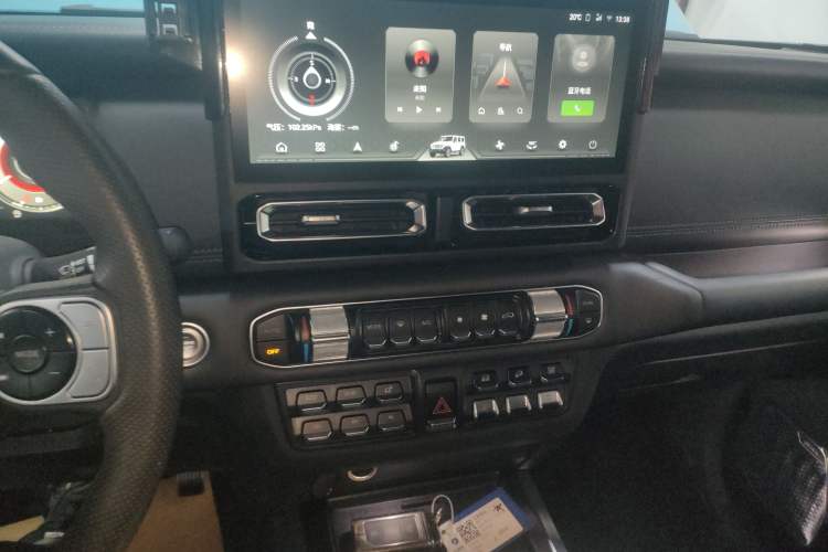 Used  T01 2025 2.0T Changfeng