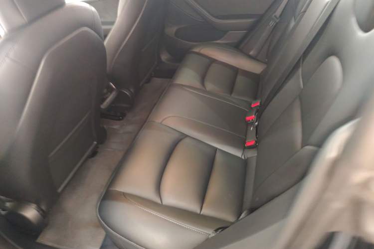 Used Tesla Model 3 2022 Rear-Wheel-Drive Version
