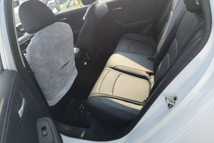 Used Roewe i5 2023 1.5L CVT Luxury Edition
