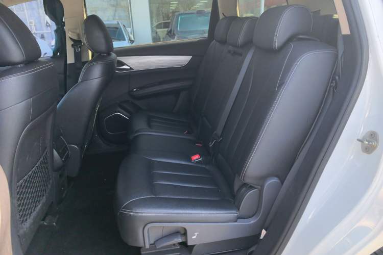 Used BYD Song MAX New Energy 2019 DM 1.5T Smart Connect Zhiyao Model 7 Seats China V Emission Standard