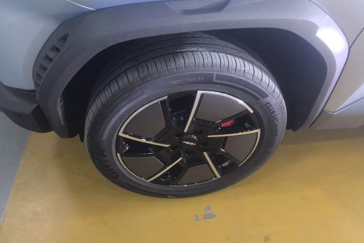 Used  Titanium 3 2025 501KM All-Wheel Drive Intelligent Driving Ultra Version