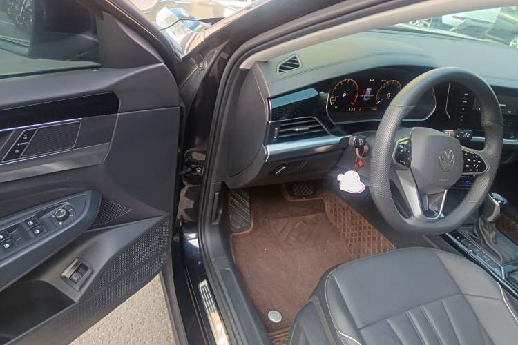 Used Volkswagen Passat 2024 330TSI Elite Edition
