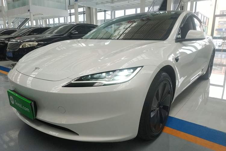 Used Tesla Model 3 2025 Rear-Wheel-Drive Version
