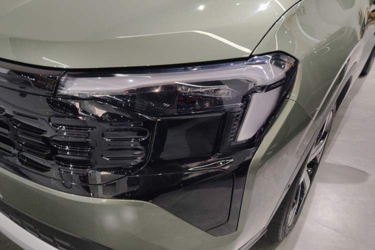 Used Ford Equator Sport 2025 EcoBoost 170 Prestige PLUS