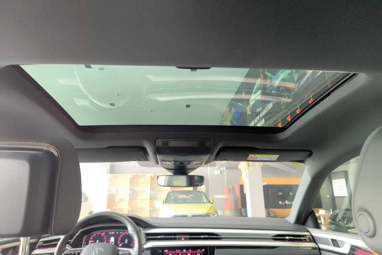 Used Volkswagen FAW-Volkswagen CC 2024 380TSI Striking Edition
