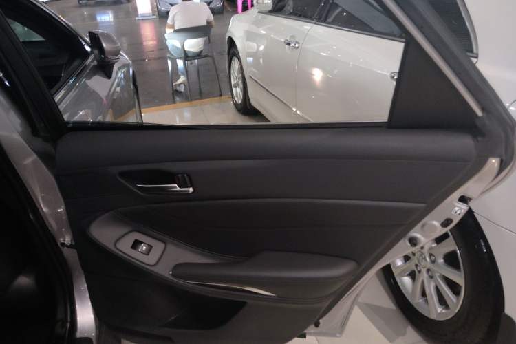 Used Toyota Avalon 2021 2.5L Luxury Edition
