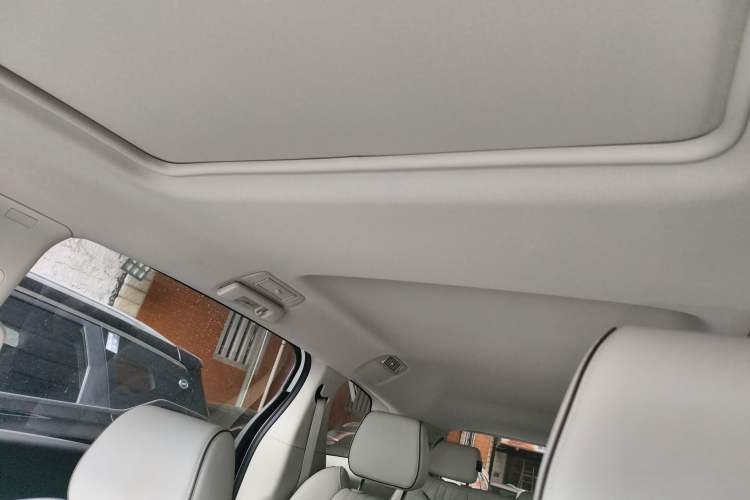 Used Buick GL8 2023 Land Executive Class 652T Luxury Model