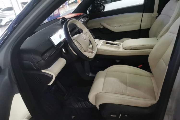 Used Nio ES6 2023 75 kWh
