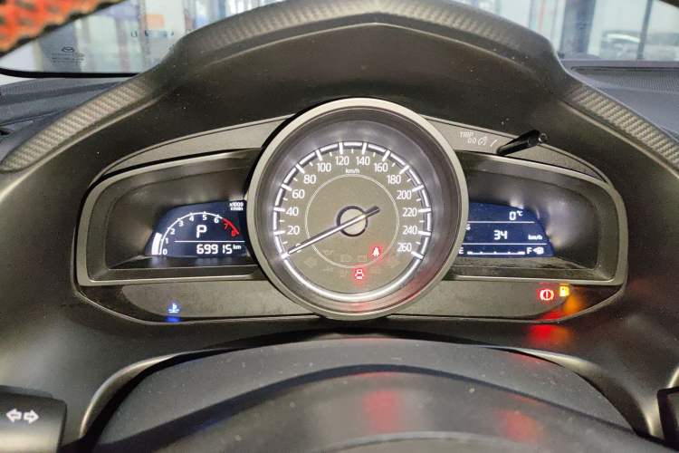 Used Mazda Mazda 3 Axela 2017 Sedan 1.5L Automatic Comfort Model Emission Standard China V