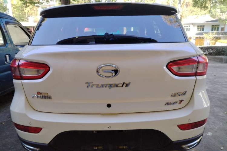 Used GAC Trumpchi GS4 2017 235T Manual Two-Wheel Drive Luxury Edition
