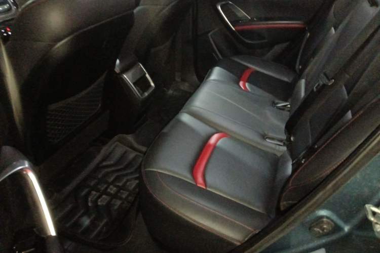 Used Changan CS55 2017 1.5T Automatic Colorful Edition
