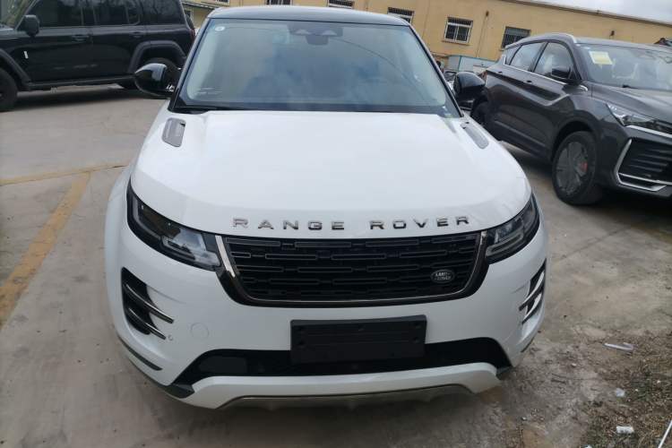 Used Land Rover Range Rover Evoque 2024 Aurora L 249 PS Prestige Light-Chasing Edition