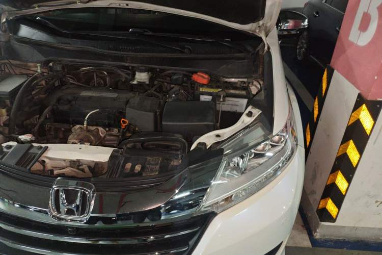 Used Honda Odyssey 2015 2.4L Supreme Edition
