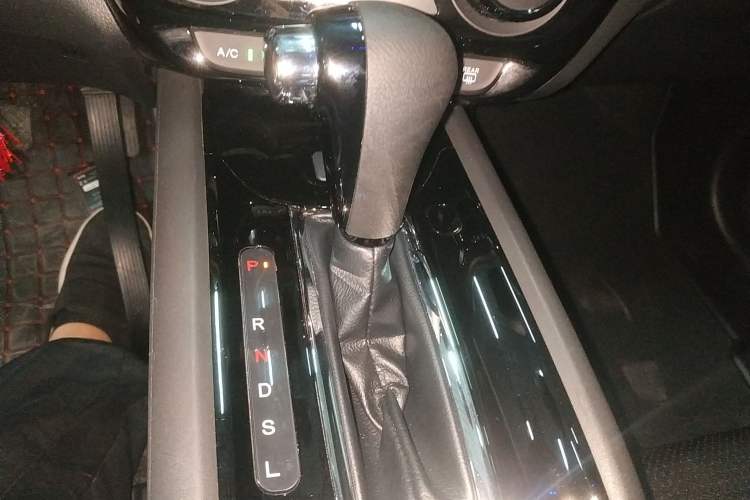 Used Honda Vezel 2020 1.5L CVT Elite Edition
