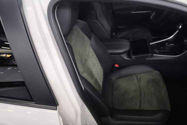 Used Toyota RAV4 2023 2.0L CVT 4x4 Explorer Plus Edition