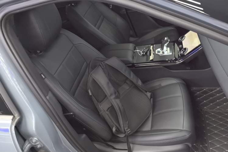 Used Land Rover Range Rover Evoque 2020 249 PS R-DYNAMIC SE Sport Technology Edition