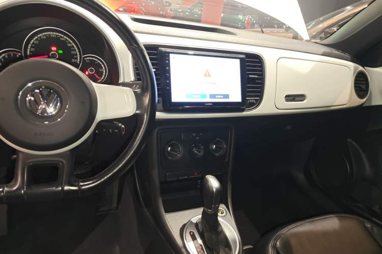 Used Volkswagen Beetle 2015 280TSI
