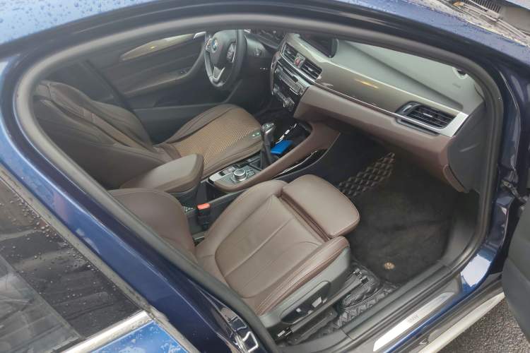 Used BMW X1 2019 xDrive20Li Luxury Model
