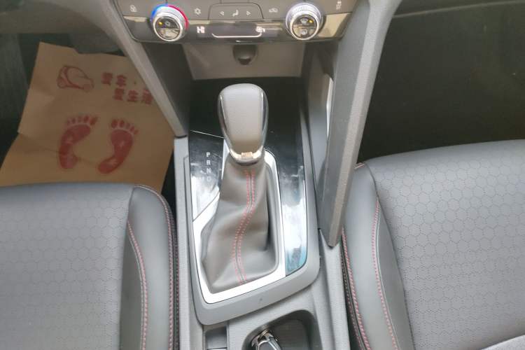 Used Chevrolet Orlando 2019 Redline 530T Automatic Enjoyment Version (5+2 Seating) China VI