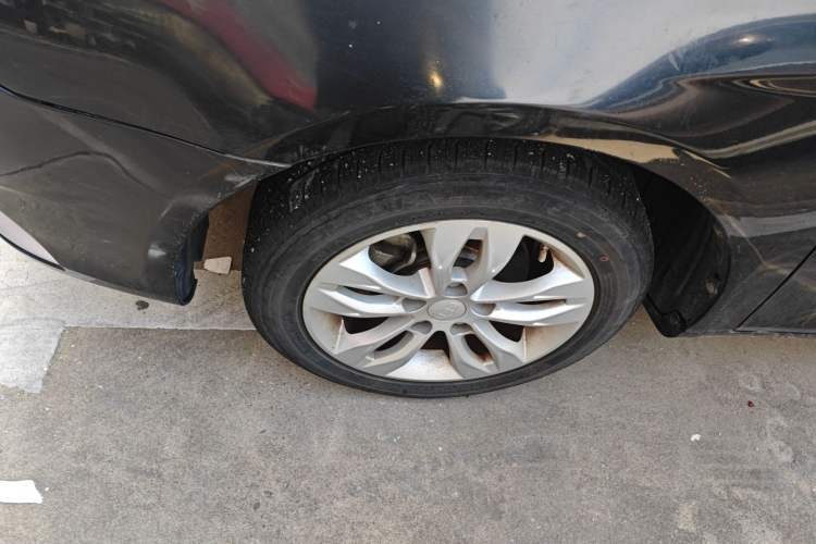 Used Geely Auto Emgrand 2016 Sedan 1.5L Manual Upward Edition