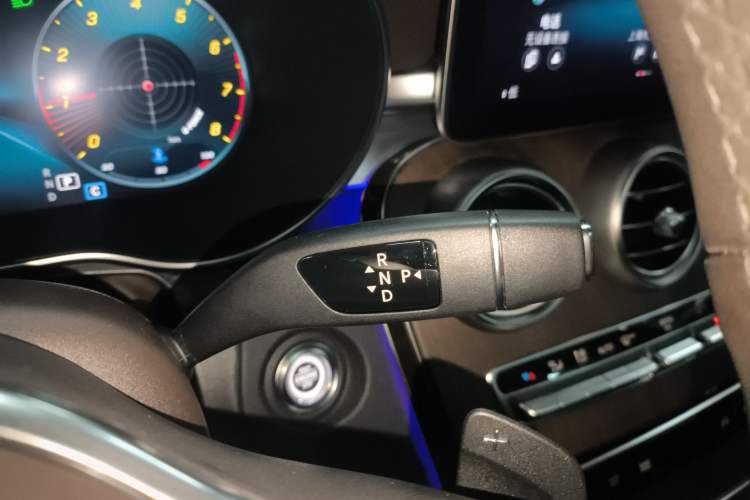 Used Mercedes-Benz GLC 2020 Facelift GLC 300 L 4MATIC Dynamic Edition
