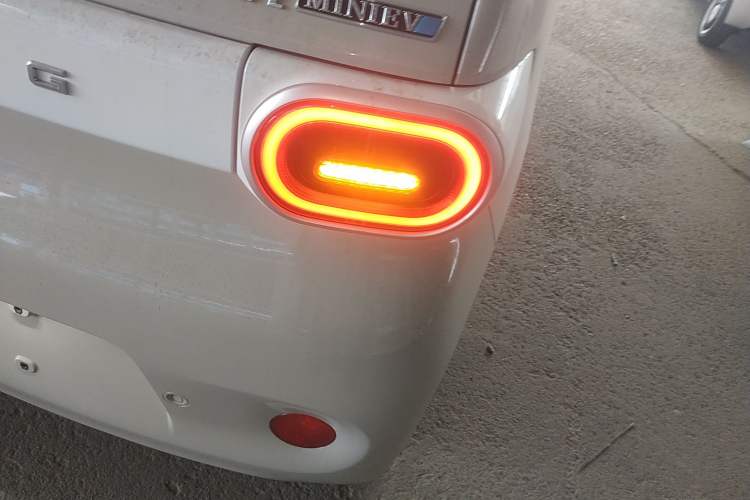 Used Wuling Hongguang MINIEV 2024 3rd Generation 215km Youth Edition
