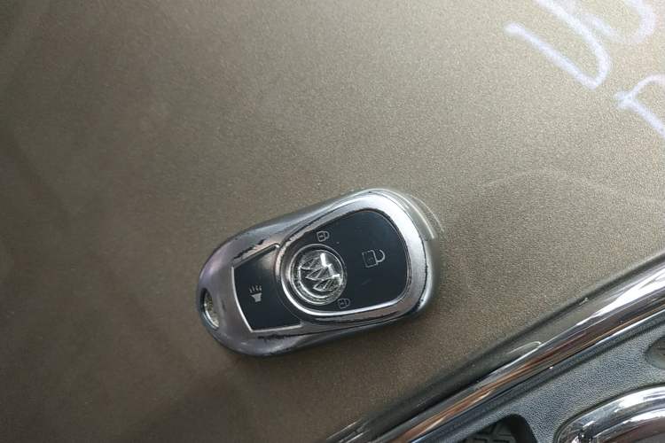 Used Buick Envision 2017 20T Two-Wheel Drive Elite Version
